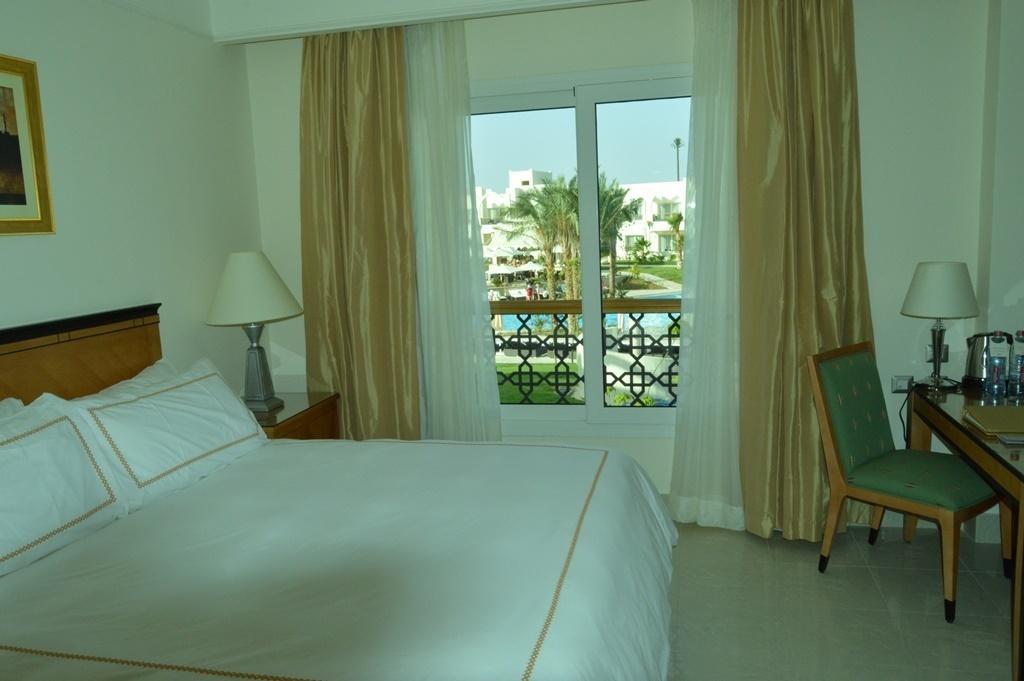 Le Royal Holiday Resort Aqua Park Sharm el-Sheikh Ruang foto
